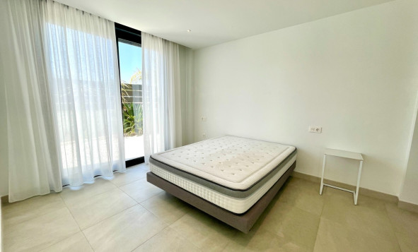 Reventa - 3. Casa indepiende - Benijófar - Costa Blanca Sur