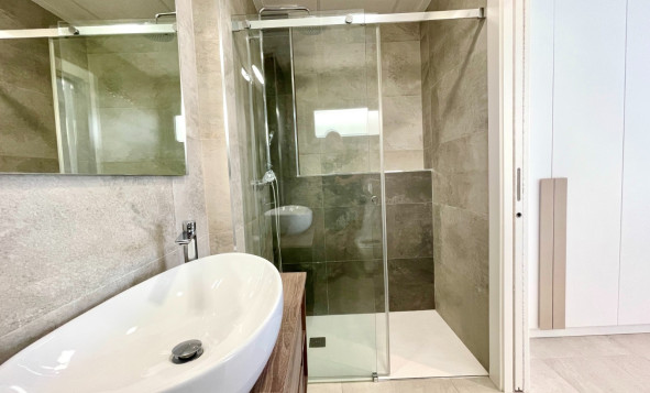 Reventa - 3. Casa indepiende - Benijófar - Costa Blanca Sur