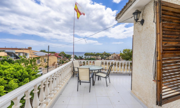 Reventa - 3. Casa indepiende - Isla Plana