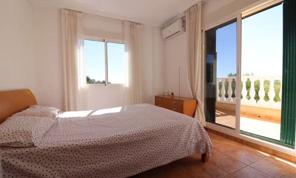 Reventa - 3. Casa indepiende - San Miguel de Salinas - Lake View Mansions