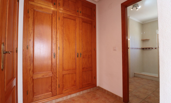 Reventa - 3. Casa indepiende - San Miguel de Salinas - Lake View Mansions