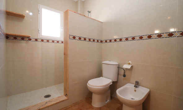 Reventa - 3. Casa indepiende - San Miguel de Salinas - Lake View Mansions