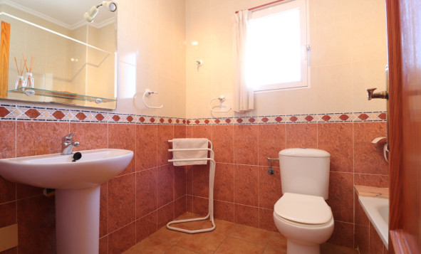 Reventa - 3. Casa indepiende - San Miguel de Salinas - Lake View Mansions