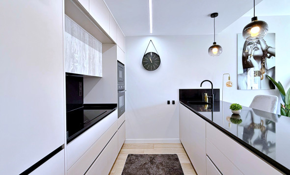 Reventa - 1. Apartamento / piso - Orihuela Costa - Costa Blanca Sur