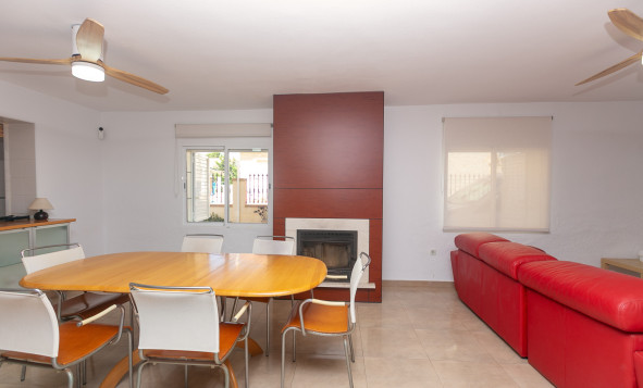 Reventa - 3. Casa indepiende - La Zenia - Costa Blanca Sur