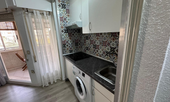 Reventa - Estudio - Torrevieja - Playa de Los Locos-Curva del Palangre