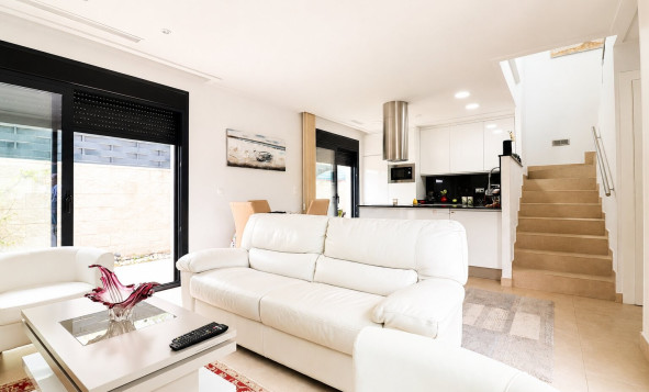 Reventa - 3. Casa indepiende - Benijófar - Costa Blanca Sur