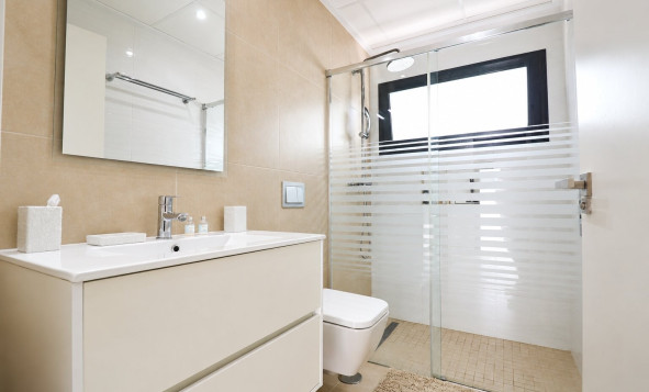 Reventa - 3. Casa indepiende - Benijófar - Costa Blanca Sur