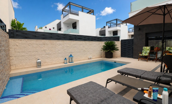 Reventa - 3. Casa indepiende - Benijófar - Costa Blanca Sur