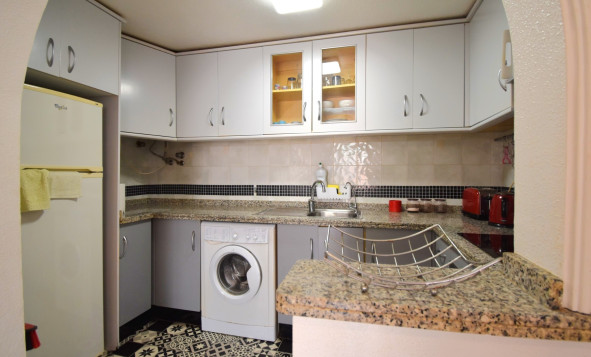 Reventa - 1. Apartamento / piso - Orihuela Costa - Costa Blanca Sur