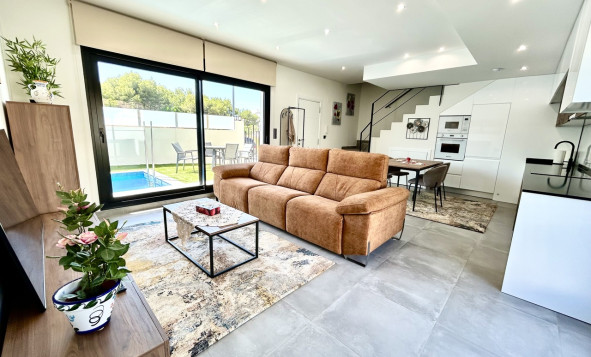 Reventa - 3. Casa indepiende - Villamartin - Costa Blanca Sur