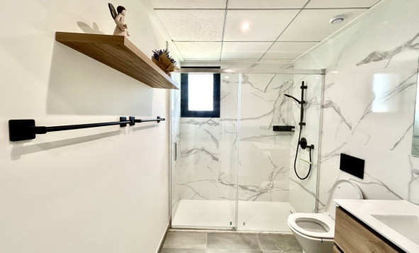 Reventa - 3. Casa indepiende - Villamartin - Costa Blanca Sur