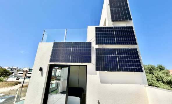 Reventa - 3. Casa indepiende - Villamartin - Costa Blanca Sur