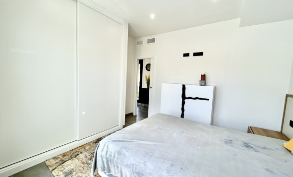 Reventa - 3. Casa indepiende - Villamartin - Costa Blanca Sur