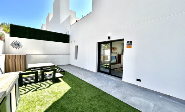 Reventa - 3. Casa indepiende - Villamartin - Costa Blanca Sur