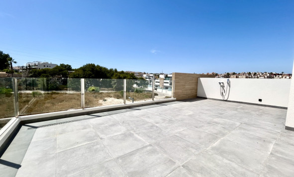 Reventa - 3. Casa indepiende - Villamartin - Costa Blanca Sur
