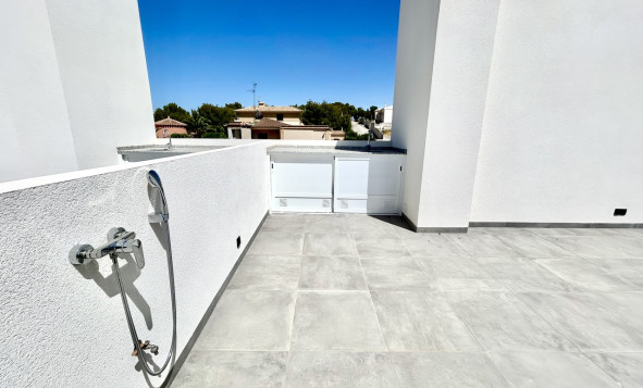 Reventa - 3. Casa indepiende - Villamartin - Costa Blanca Sur