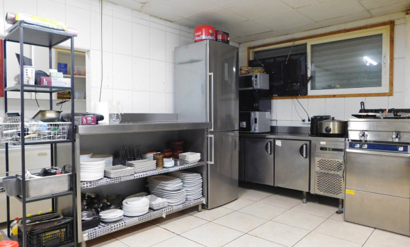 Reventa - Propiedades comerciales - San Miguel de Salinas - Costa Blanca Sur