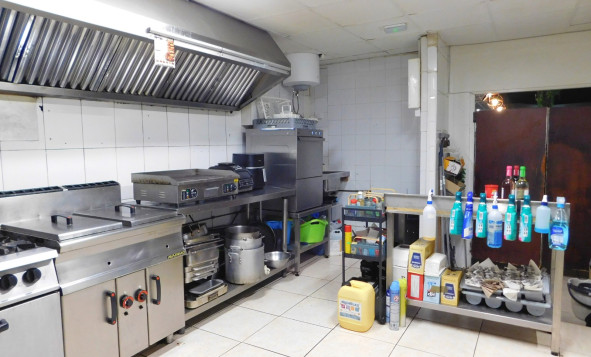 Reventa - Propiedades comerciales - San Miguel de Salinas - Costa Blanca Sur