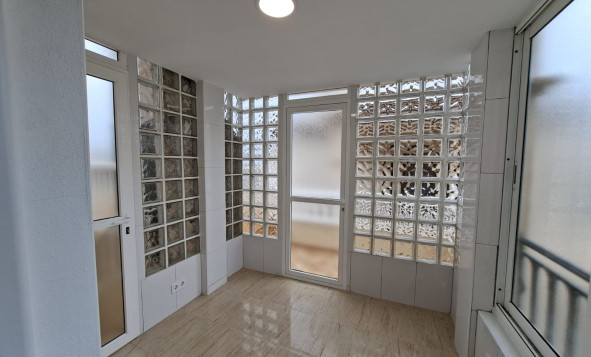 Reventa - 1. Apartamento / piso - Orihuela Costa - Costa Blanca Sur