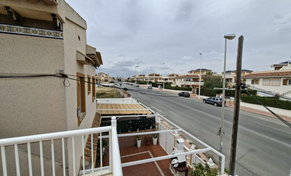 Reventa - 1. Apartamento / piso - Orihuela Costa - Costa Blanca Sur