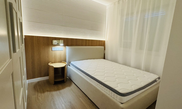 Reventa - 1. Apartamento / piso - Punta Prima - Costa Blanca Sur
