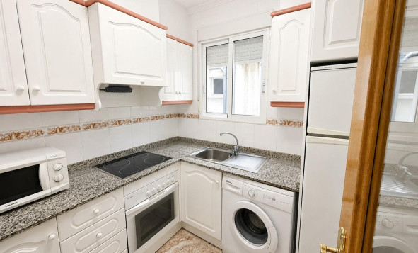 Resale - 1. Apartment / flat - Torrevieja - Costa Blanca South