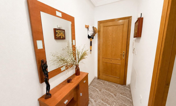 Resale - 1. Apartment / flat - Torrevieja - Costa Blanca South