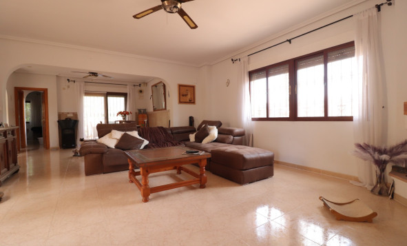 Resale - 3. Detached house - Formentera del Segura - Fincas de La Vega
