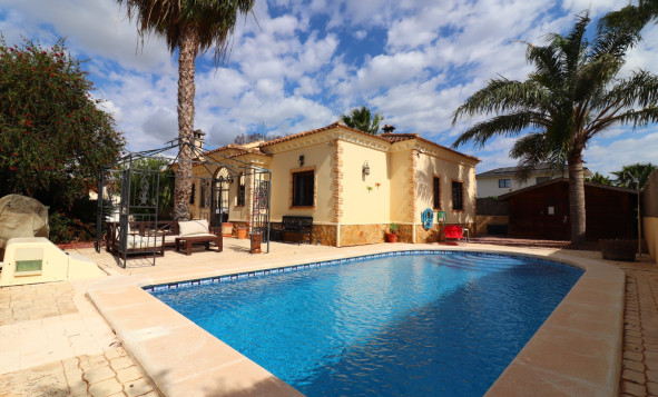 Resale - 3. Detached house - Formentera del Segura - Fincas de La Vega