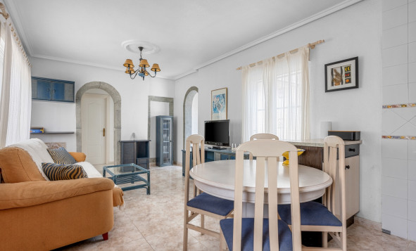 Resale - 4. Semi-detached villa - Ciudad Quesada - Costa Blanca South