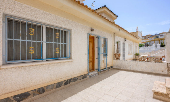 Resale - 4. Semi-detached villa - Ciudad Quesada - Costa Blanca South