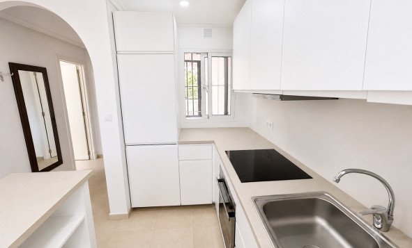 Reventa - 1. Apartamento / piso - Villamartin - Costa Blanca Sur