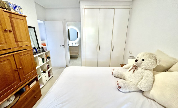 Reventa - 1. Apartamento / piso - Villamartin - Costa Blanca Sur