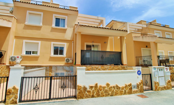 Reventa - 2. Chalet adosado - San Miguel de Salinas - Costa Blanca Sur