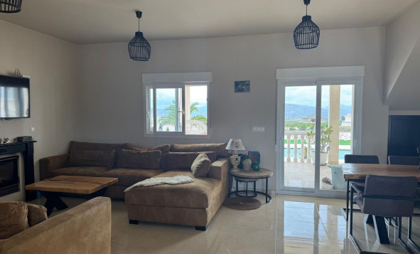 Reventa - 3. Casa indepiende - Pinoso - Costa Blanca Norte 