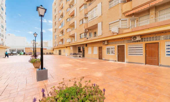 Reventa - 1. Apartamento / piso - Torrevieja - Curva del Palangre