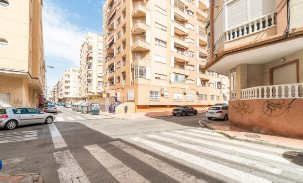 Reventa - 1. Apartamento / piso - Torrevieja - Curva del Palangre