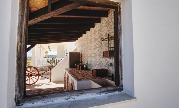 Resale - 3. Detached house - Pinoso - Costa Blanca North
