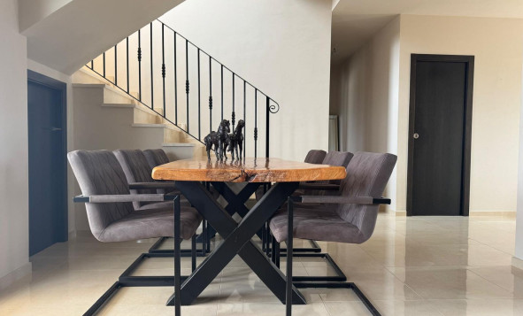 Resale - 3. Detached house - Pinoso - Costa Blanca North