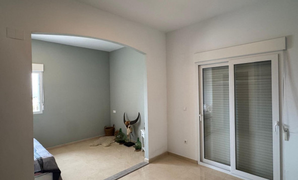 Resale - 3. Detached house - Pinoso - Costa Blanca North