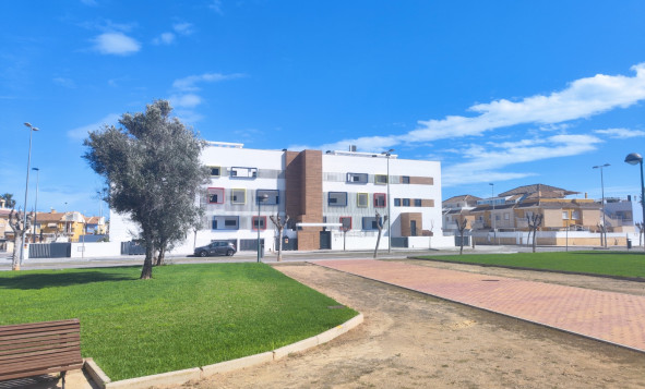 Herverkoop - 1. Appartement / flat - Pilar de la Horadada - El Mojón