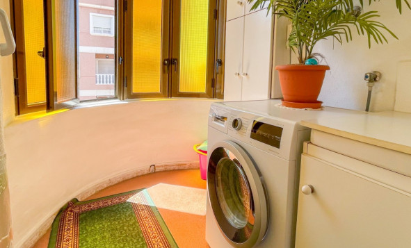 Resale - 1. Apartment / flat - Torrevieja - Costa Blanca South