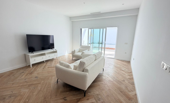 Herverkoop - 2. Town house / tussenwoning - Catral - Costa Blanca Zuid