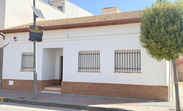 Herverkoop - 2. Town house / tussenwoning - Catral - Costa Blanca Zuid
