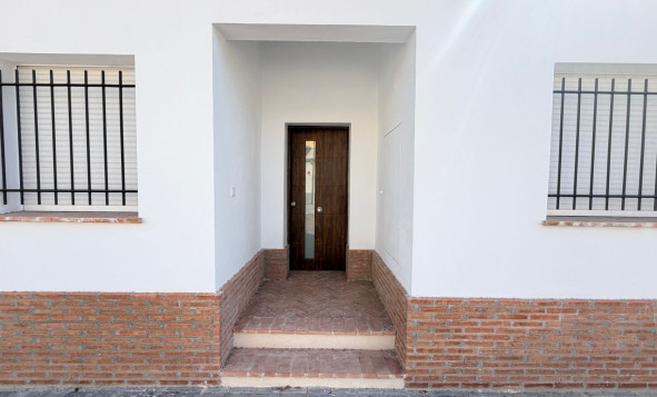 Herverkoop - 2. Town house / tussenwoning - Catral - Costa Blanca Zuid