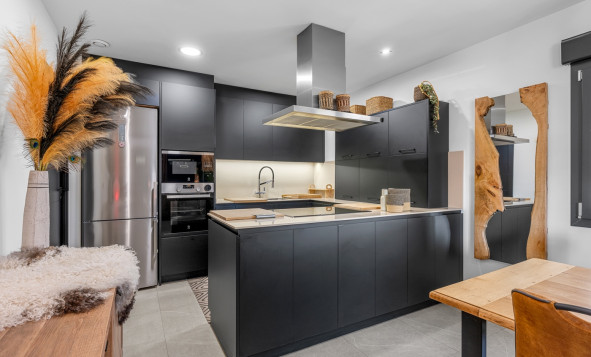 Herverkoop - 3. Vrijstaande villa - Benijófar - Costa Blanca Zuid