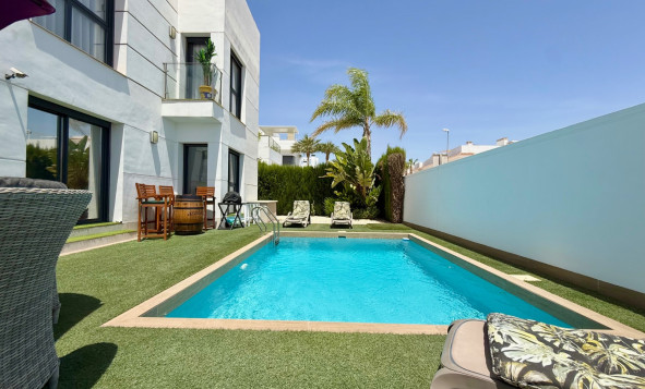 Reventa - 3. Casa indepiende - Ciudad Quesada - Costa Blanca Sur