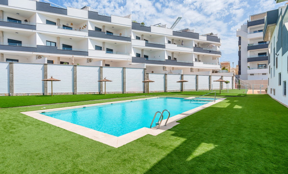 Herverkoop - 1. Appartement / flat - Torrevieja - Costa Blanca Zuid