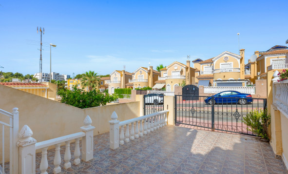 Herverkoop - 3. Vrijstaande villa - Orihuela Costa - Costa Blanca Zuid